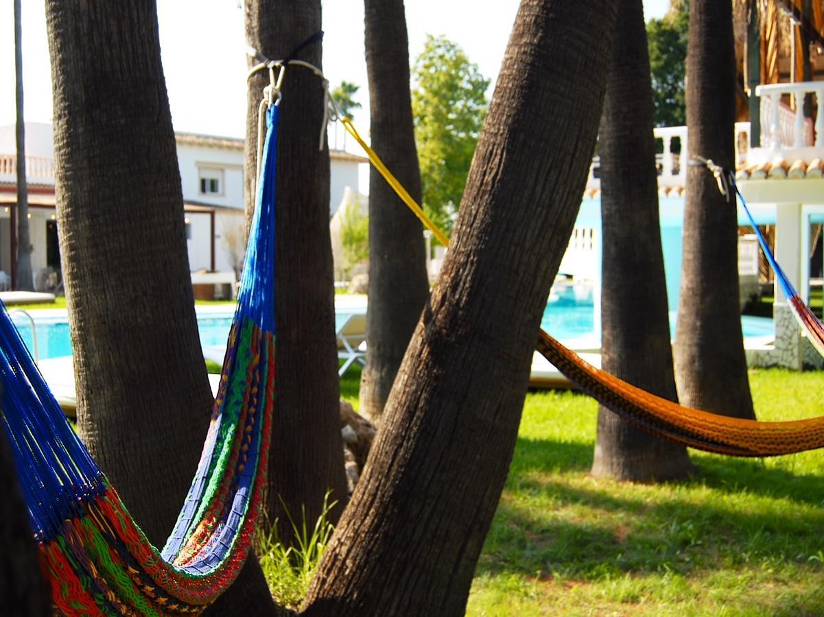 Tu&Me Resort - Adults Only Gandia Bagian luar foto