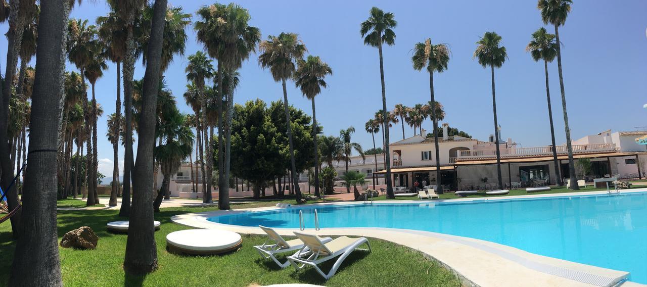 Tu&Me Resort - Adults Only Gandia Bagian luar foto