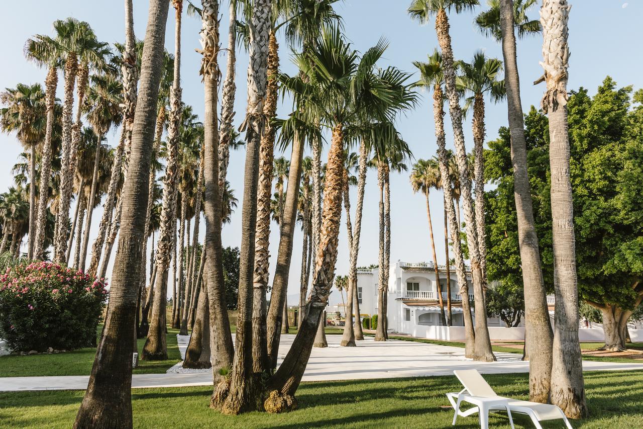 Tu&Me Resort - Adults Only Gandia Bagian luar foto