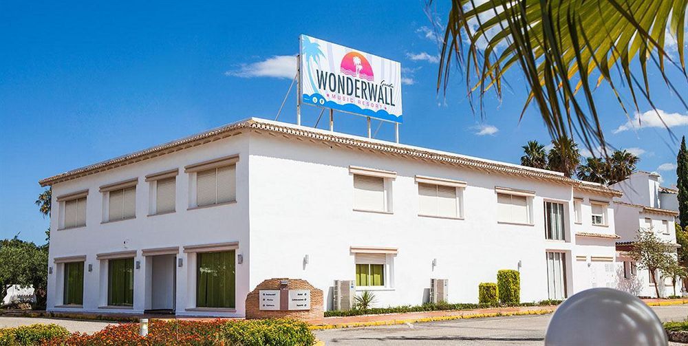 Tu&Me Resort - Adults Only Gandia Bagian luar foto